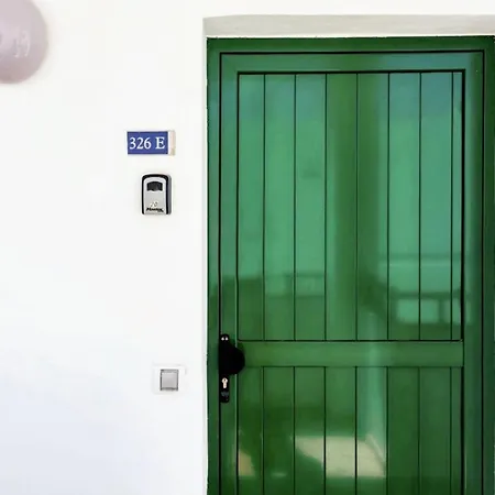 Charming In With Shared Pool - 35 Sqm Apartment Costa Teguise